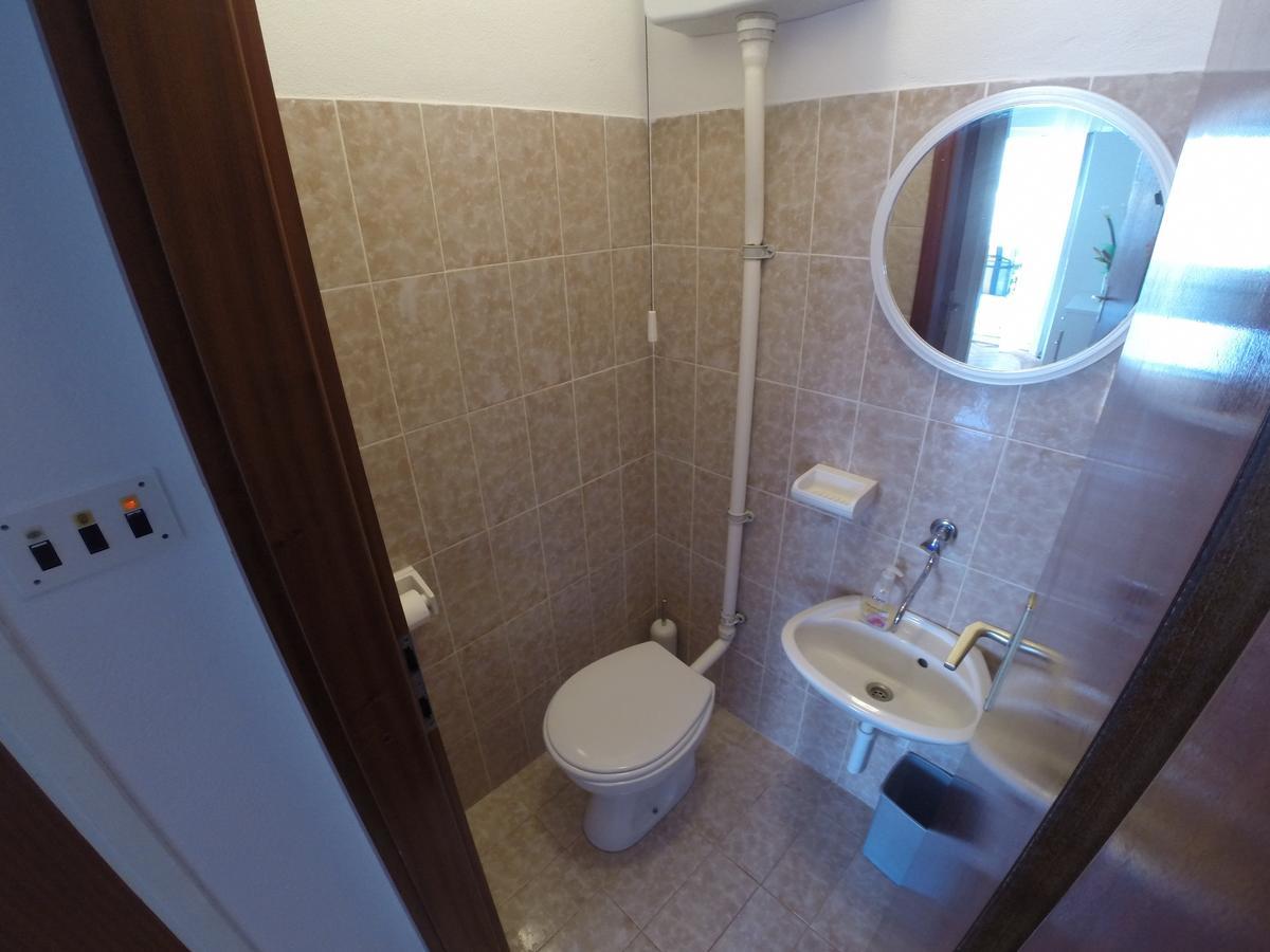 Apartments Ljiljana โตรกีร์ ภายนอก รูปภาพ