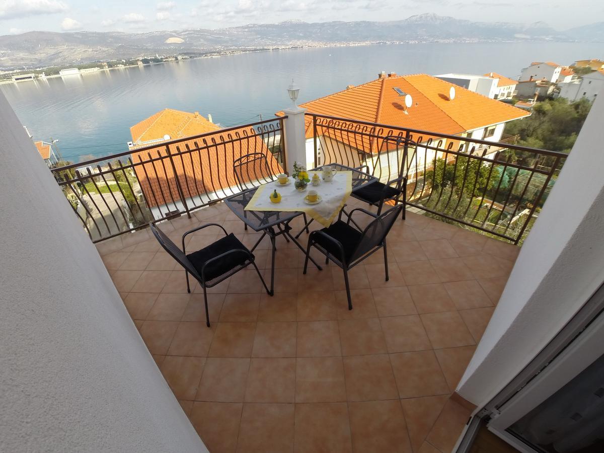 Apartments Ljiljana โตรกีร์ ภายนอก รูปภาพ